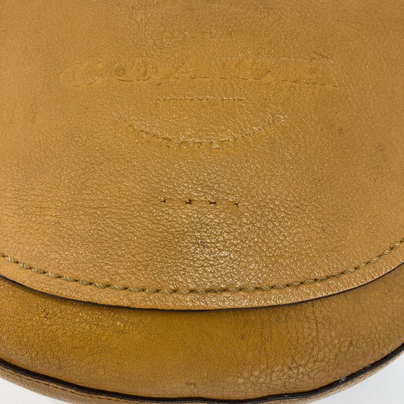 Coach F59723 Camel, pebbled leather crossbody bag - Picture 6 of 11